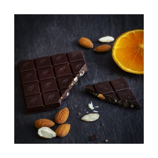 Willie's Cacao Orange & Almond No added sugar 100% Cacao