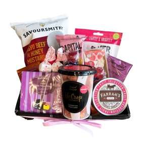 Gavekurv i farvetema - lyserd og lilla